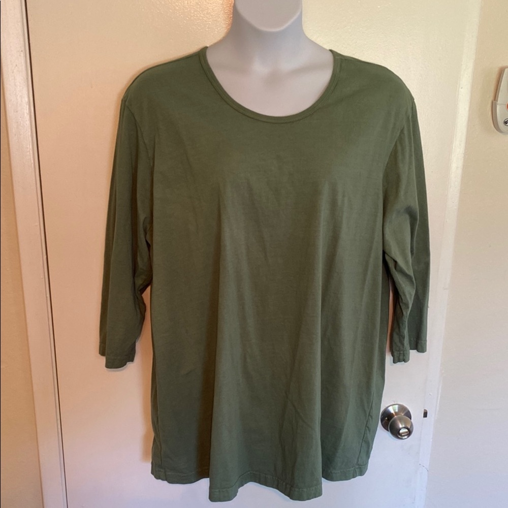 Green 3/4 Sleeve Top